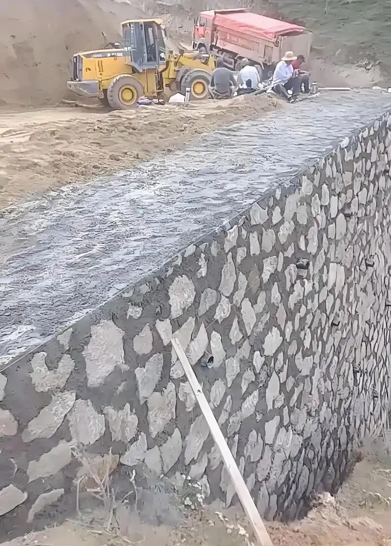 阜阳颍上县边坡加固